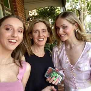 Meet your Posher, Miriam